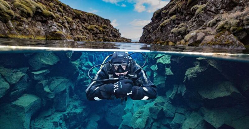 Silfra: Diving Between Tectonic Plates - An In-Depth Look at the Silfra Tour