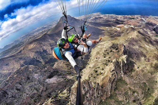 SILVER 1000m paragliding tandem flight above South Tenerife - FAQs
