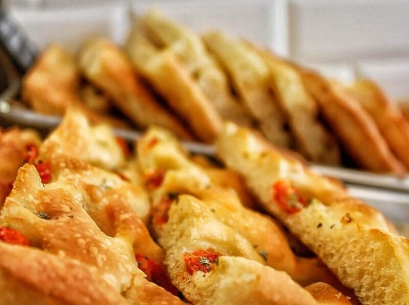 Silver Lake Food Tour with Comedian Foodie Guide! - A Taste of Silver Lake: What the Tour Offers