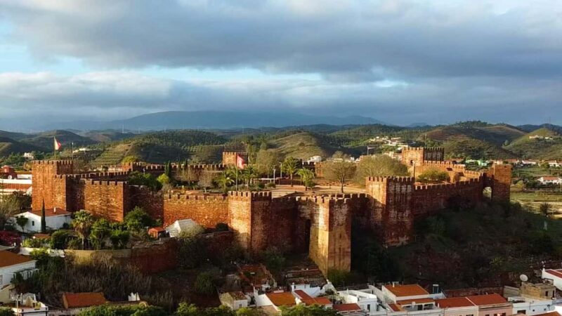 Silves: Morning Walking Tour with Local Guide - The Itinerary in Detail