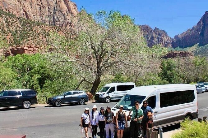 Sing and Tour Las Vegas Adventure - Sing and Tour Las Vegas Adventure: A Fun, Musical Way to Explore the City