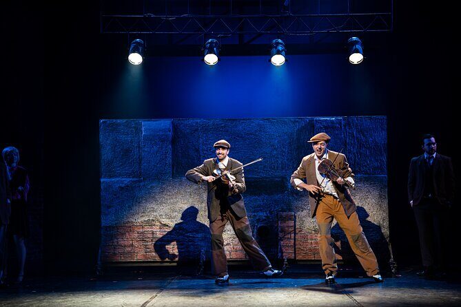 Singin' in the Rain Musical in Hybernia Theatre - Duration and Timing Considerations