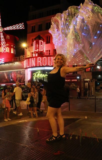 Singing Montmartre by night with a Diva - Key Points