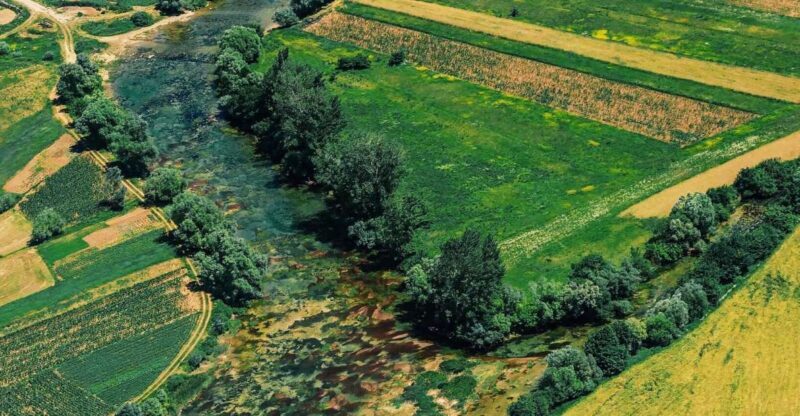 Sinj: Panoramic Flight over Peruca Lake and Dinara mountain - What to Expect on Your Flight