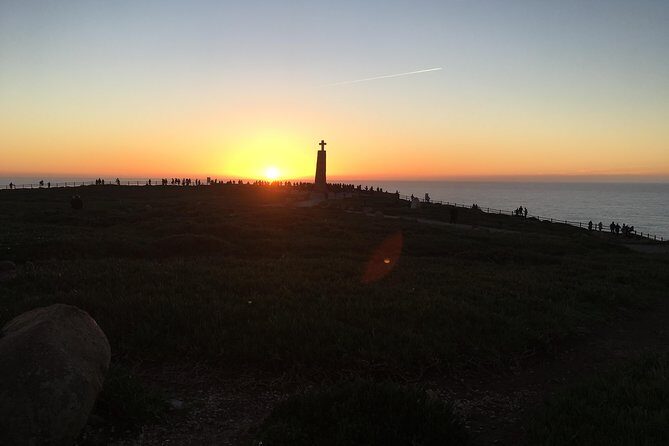 Sintra and Cascais with a Local Guide - Group tour starting from Sintra - FAQ