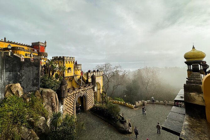 Sintra & Cabo da Roca - Private Van Tour - Key Points