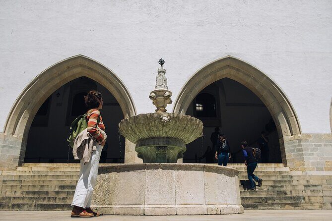 Sintra & Cascais Highlights - Private Tour from Lisbon - Exploring Sintra Old Town