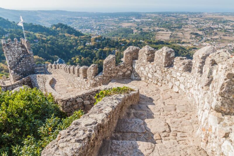 Sintra: Castle of the Moors & Quinta Entry with Audio Guides - Who Should Consider This Tour