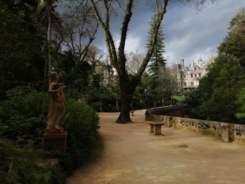 Sintra: Immersive Guided Walking Tour w/ Quinta da Regaleira - A Deep Dive into the Experience