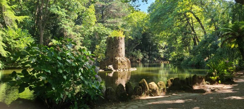 Sintra: Jeep Tour thru Sintra, Cabo da Roca and Cascais - Charm of Cascais and the End of the Day