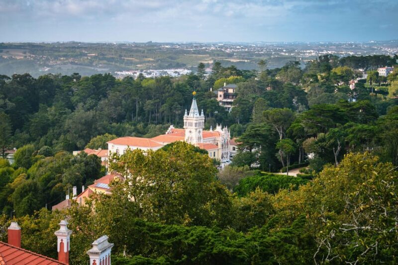 Sintra: Moorish Castle Guided Tour With Entry Ticket - Who Is This Tour Perfect For?