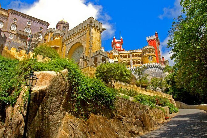 Sintra Palaces Full Day Private Tour from Lisbon - The Experience: What You Can Expect