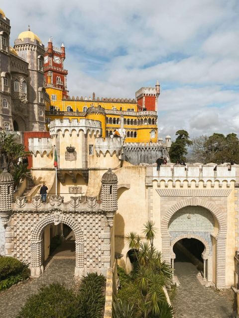 Sintra: Pena Palace & Park, Cabo da Roca & Cascais. Day Tour - FAQs