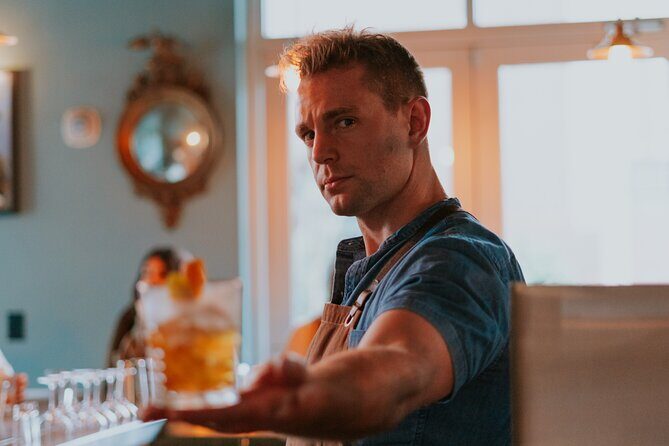 Sip History in The Sun Cabana Covered Cocktail Class - Key Points