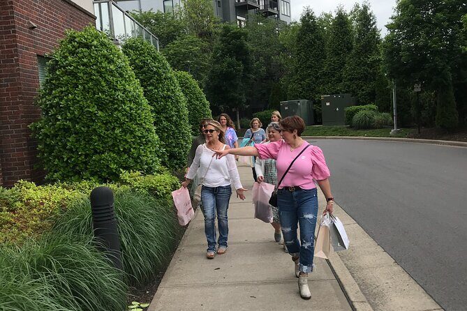 Sip n Shop Savannah Tour - The Sum Up