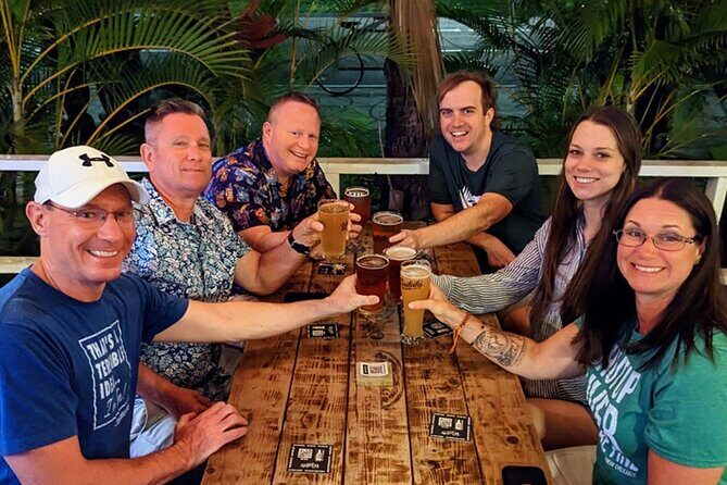 Sips & Secrets of Hawaii Pub Crawl - Key Points