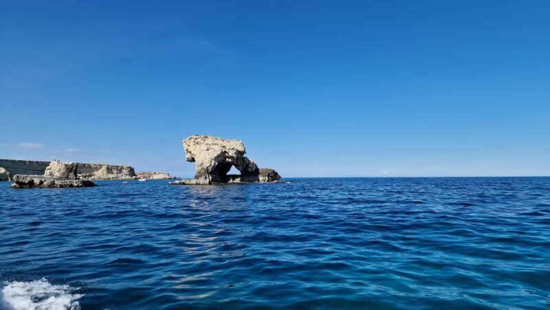 Siracusa: Ortigia +sea caves +fishing experience - What to Expect from the Tour