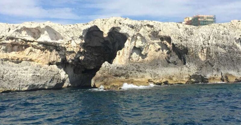 Siracusa: Ortygia Island Boat Tour with Grotto Visit - Getting Started: What to Expect from the Tour