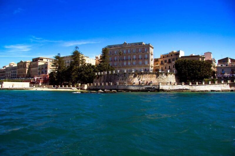 Siracusa: Ortygia Island Boat Tour with Grotto Visit - Potential Downsides