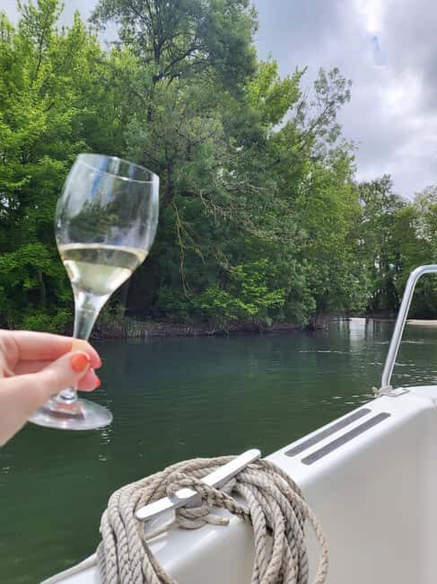 Sireuil: River walk and tasting of local products and drinks - Key Points