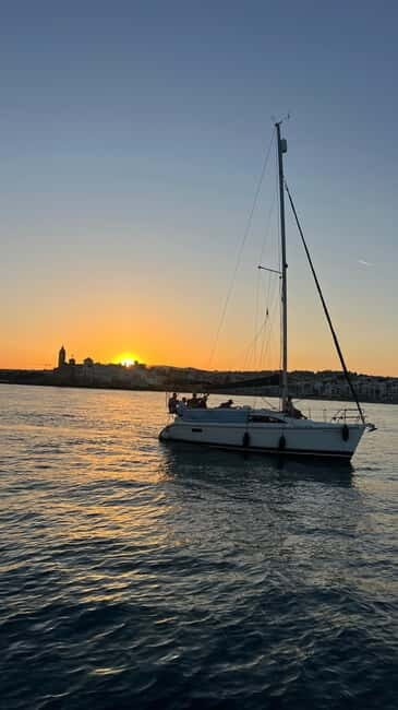 Sitges Sunset: Guided Tour by Sailboat along the Sitges Coast. - Considerations and Limitations