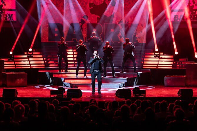 SIX Show in Branson - The Experience in Branson: What to Expect
