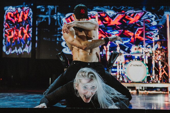 SIXX PAXX Men´s Performing Arts Show Berlin - Getting there: near public transportation