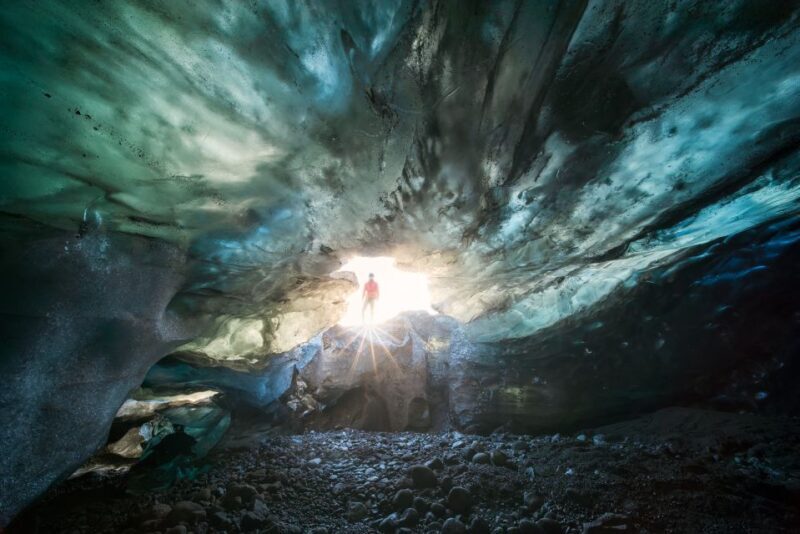 Skaftafell: Ice Cave Experience - An In-Depth Look at the Skaftafell Ice Cave Experience