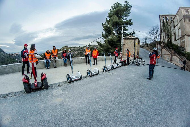 Skip-the-Line Alhambra with Albaicin, Sacromonte by Segway/Bike - A closer look at the tour experience