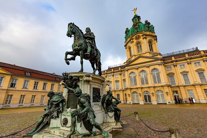 Skip-the-line Charlottenburg Palace Private Tour & Transfers - Additional Tips
