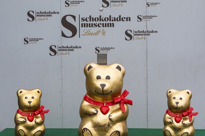 Skip-the-Line Chocolate Museum & Old Town Guided Tour - The Old Town: A Walk Through Cologne’s Cultural Heart