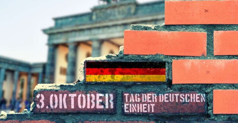 Skip-the-line DDR Museum and Berlins Old Town Private Tour - Who Is This Tour Best For?