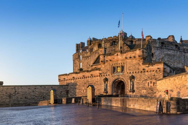 Skip-the-line Edinburgh Castle with Old Town Walking Tour - Who Would Enjoy This Tour?