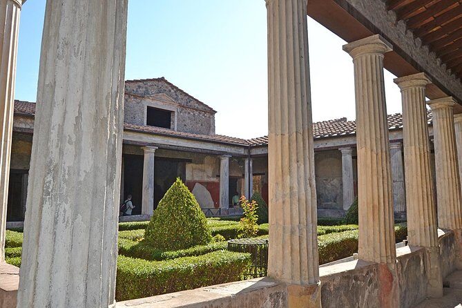 Skip-the-line Exclusive Private Full-Day Complete Ancient Pompeii Guided Tour - What’s Included and What’s Not