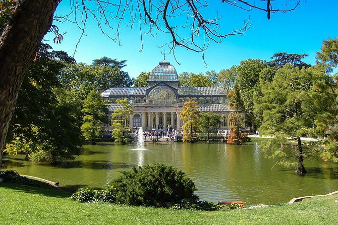 Skip-the-line Madrid Royal Palace with tapas tasting & Retiro Park - FAQ