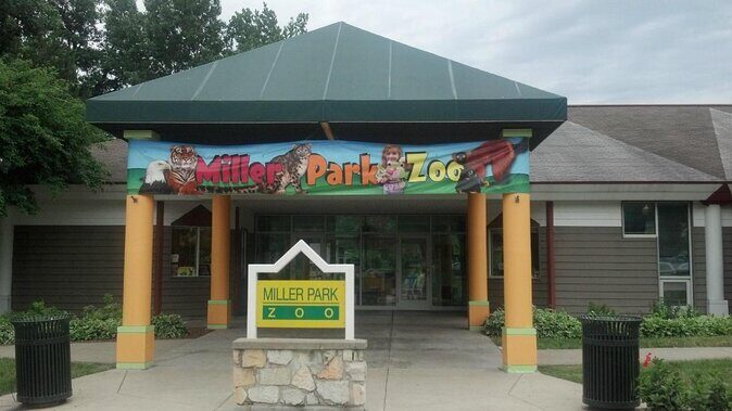 Skip the Line: Miller Park Zoo General Admission Ticket - What to Expect at Miller Park Zoo