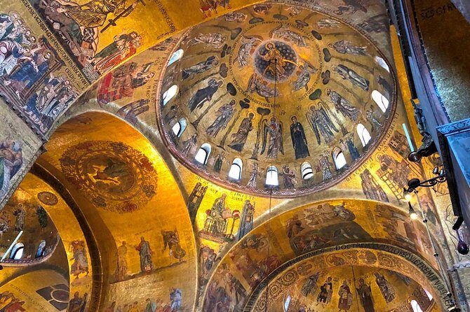 Skip the Line: Morning Venice Gondola Ride, Walking Tour & St Mark's Basilica - The Gondola Experience: Whats It Like?