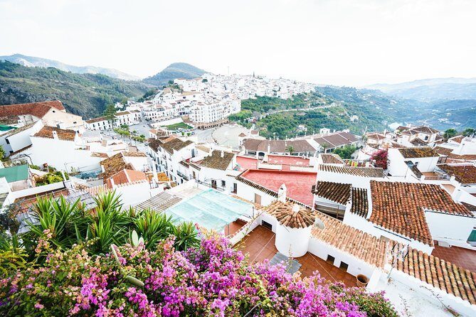 Skip the line Nerja & Frijiliana Day Trip from Granada in a small group - Practical Details: Is This Tour Right for You?