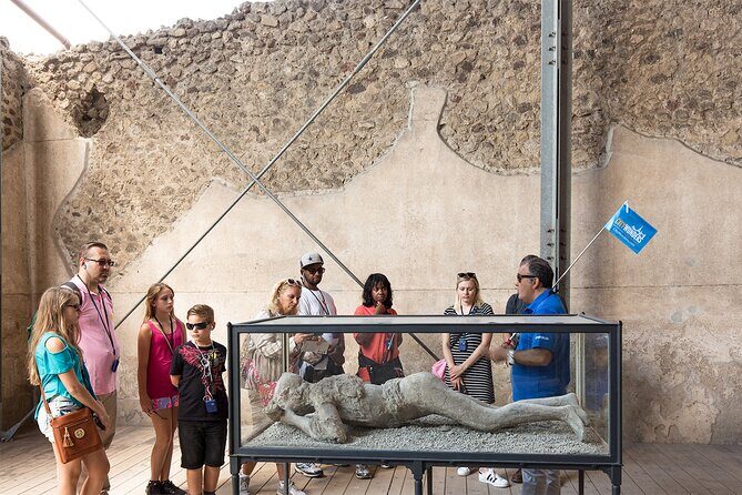 Skip the Line: Pompeii Express Small Group Guided Tour - Key Points