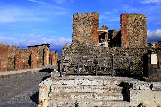 Skip the Line Pompeii Tour For Kids and Families w Special Guide - Who Should Consider This Tour?
