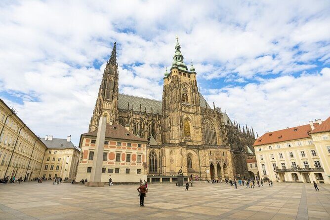 Skip the line: Prague Castle Interiors Tour with Local Guide - What’s Included in the Tour?
