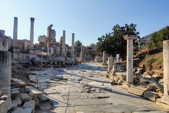 SKIP THE LINE : Private Ephesus Tour with Traditional lunch - The Real Pros and Cons
