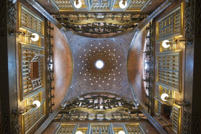 Skip-the-Line Private Tour of the Güell Palace by Gaudi - Key Points