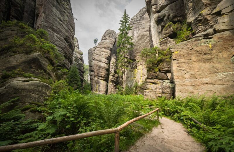 Skip-the-line Rock City Private Day Trip from Prague by Car - FAQ