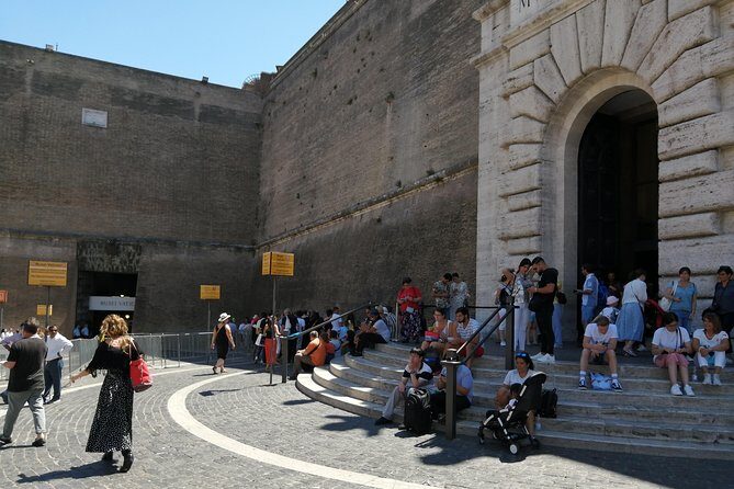 Skip-The-Line: Sistine Chapel & Vatican Tour with A Guide - What You Might Expect During the Tour