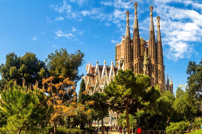 Skip-the-line tour inside the Sagrada Familia - FAQs