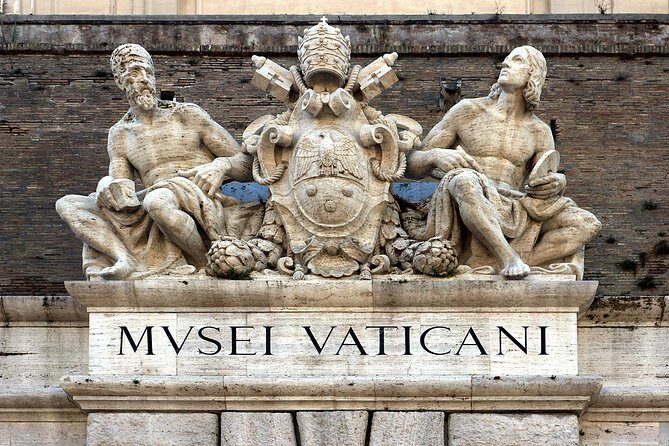 Skip the Line Tour: Vatican Museums and Sistine Chapel - Group Size and Atmosphere
