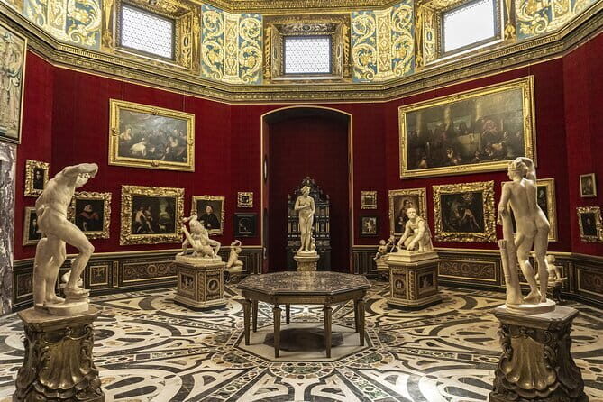 Skip the line Uffizi Gallery, Old Town and Duomo Private Tour - Deep Dive into the Itinerary