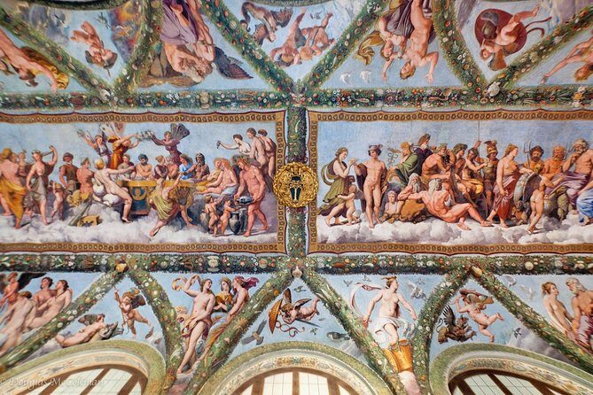 Skip-the-line Villa Farnesina and Raphael's Paintings private tour led by a local guide - A Closer Look at the Villa Farnesina Experience