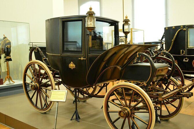 Skip the Line:Imperial Carriage Museum by Schönbrunn Kaiserliche Wagenburg Wien - Exploring the Imperial Carriage Museum near Schönbrunn: A Closer Look